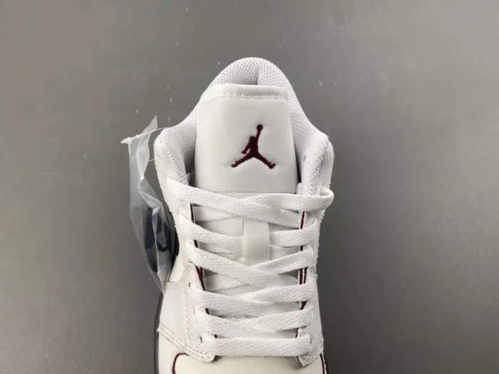 Air Jordan 1 Low -IV5325-110 
