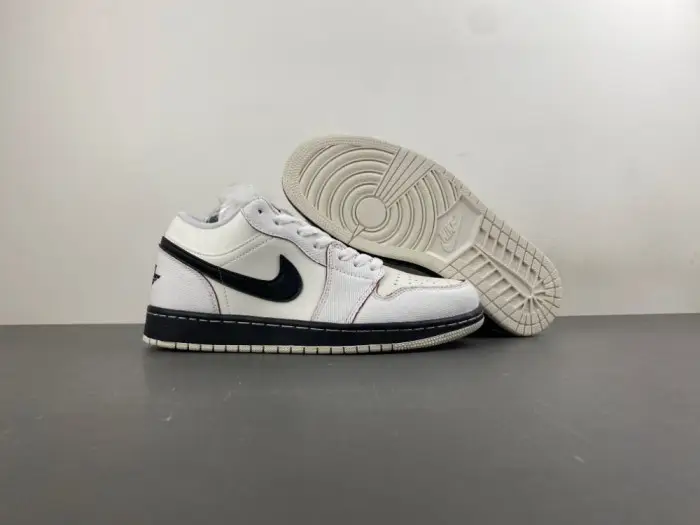 Air Jordan 1 Low -IV5325-110 