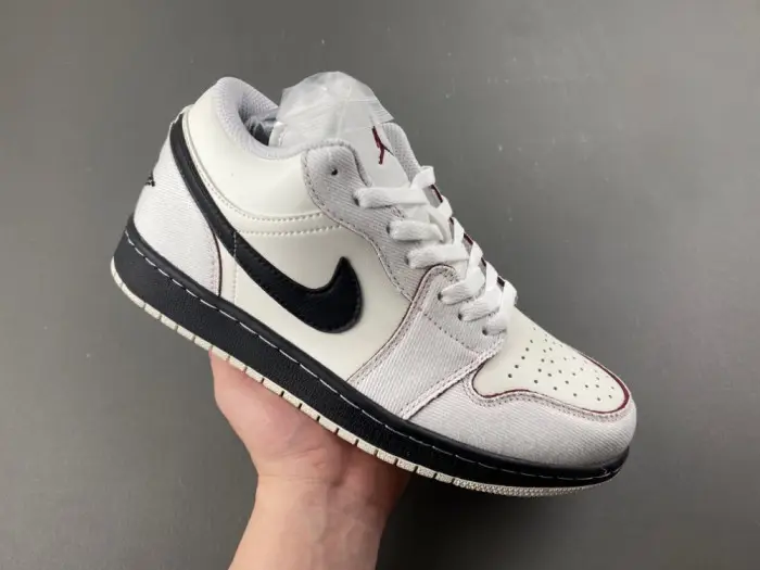 Air Jordan 1 Low -IV5325-110 