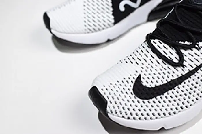NIKE AIR MAX 270 FLYKNIT “WHITE BLACK” 