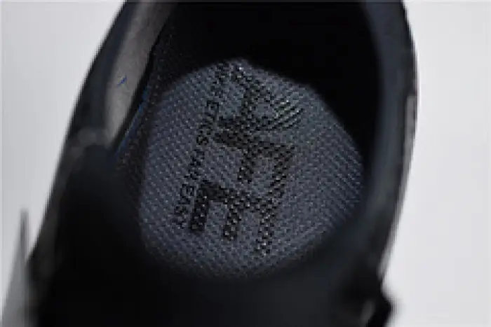 nike epic REACT FLYKNIT  Black and grey dots point noirs ET gris AEA1769