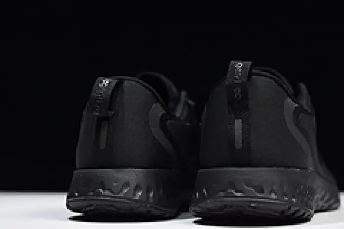 Nike Legend Epic React Running Shoes Black/Black FAB1505