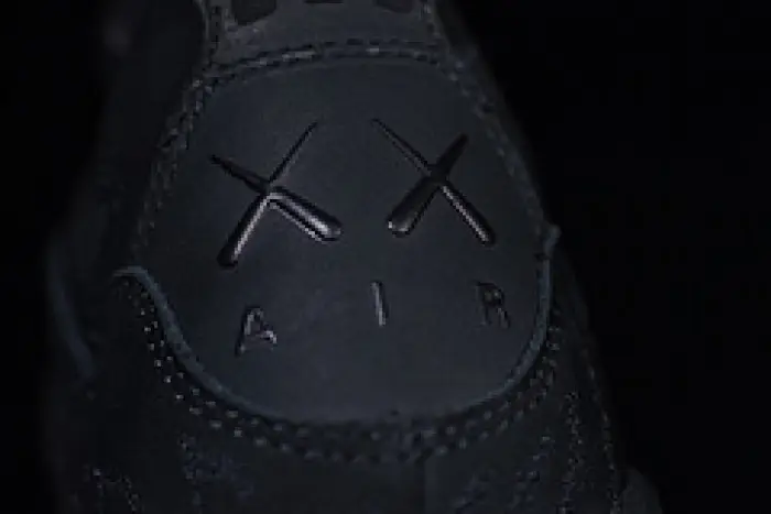 Nike Air Jordan 4 retro kaws black 930155-001 