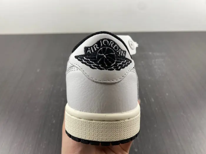 Travis Scott x Air Jordan 1 Low OG AJ1 