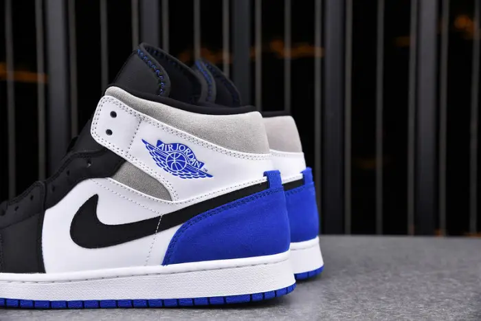 Air Jordan 1 Mid SE Union Royal 