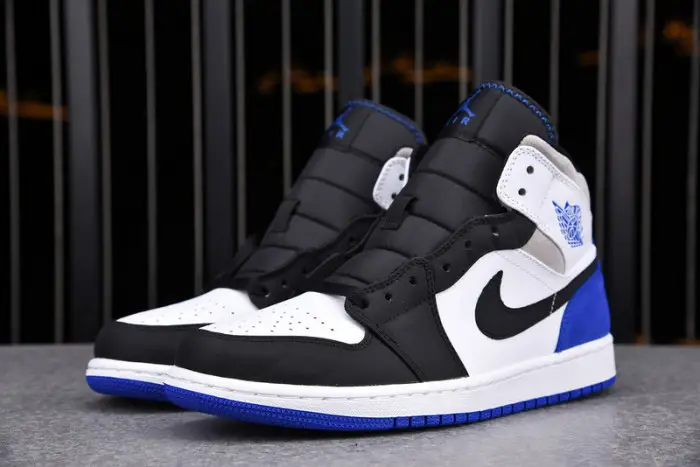 Air Jordan 1 Mid SE Union Royal 