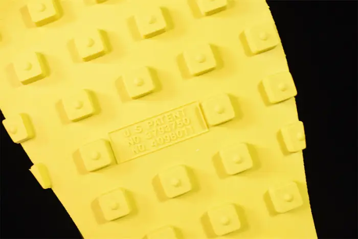 UNDERCOVER X SACAI X NIKE LDV WAFFLE “BRIGHT CITRON” 
