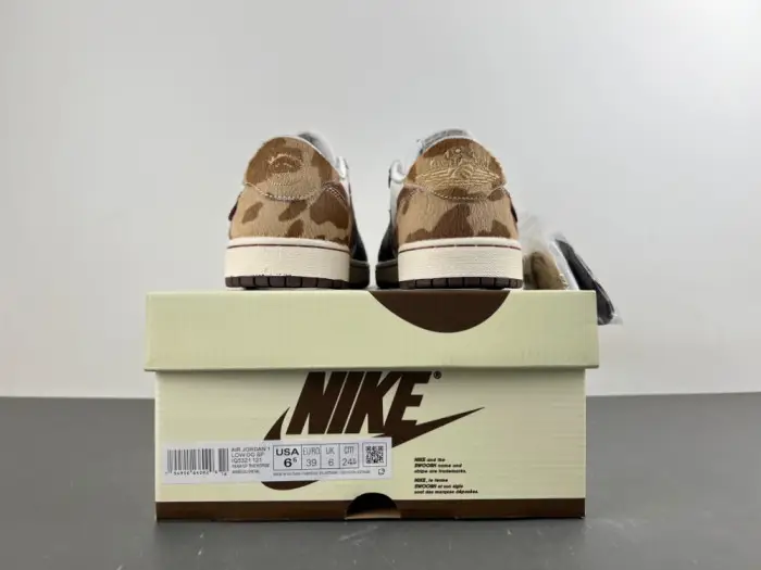 Travis Scott x Jordan Air Jordan 1 Low -IQ5321-121 