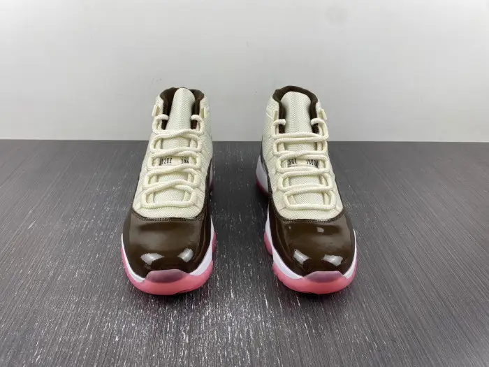Air Jordan 11-CT8012-126 