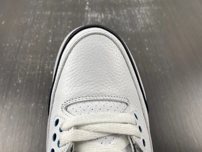 Air Jordan 3 Retro-136064-660 