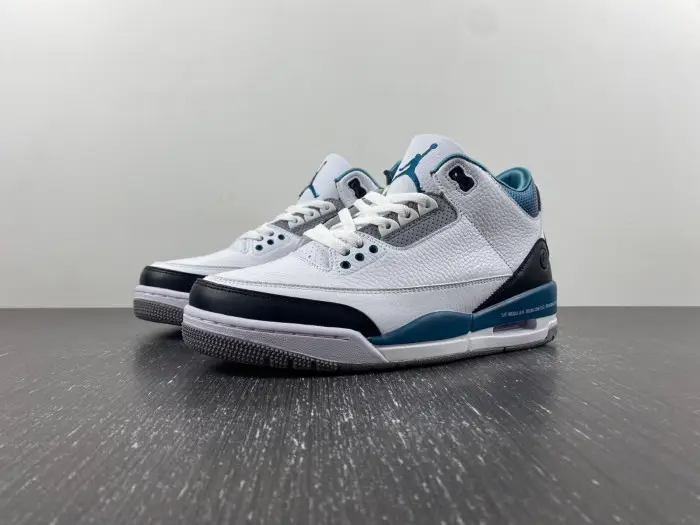 Air Jordan 3 Retro-136064-660  EBBE435