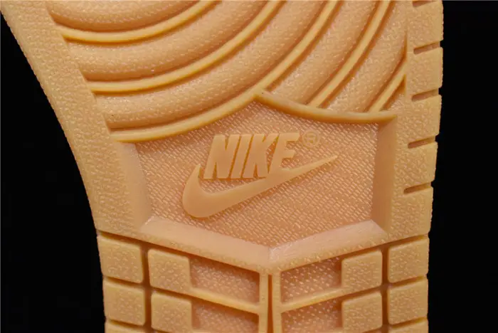 Air Jordan 1 Retro Hi Strap "N7" 