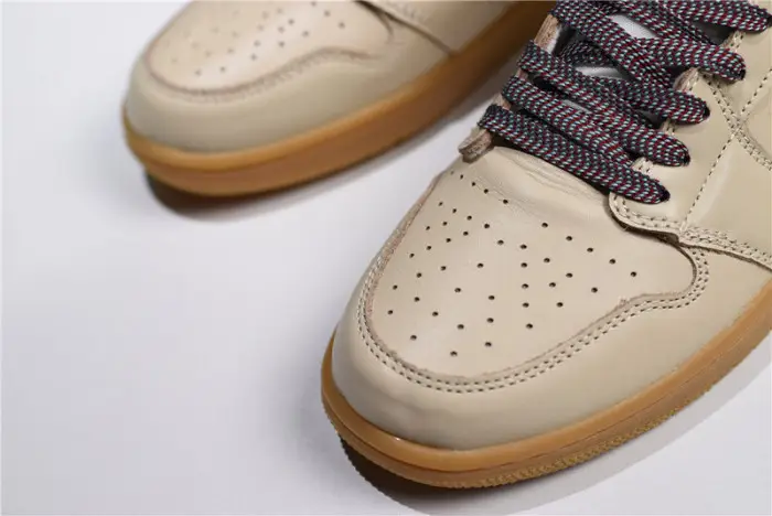 Air Jordan 1 Retro Hi Strap "N7" 