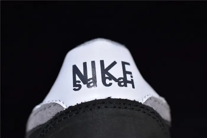 Sacai x Nike LDV Waffle Black 
