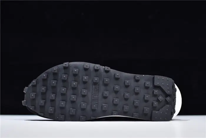 Sacai x Nike LDV Waffle Black 