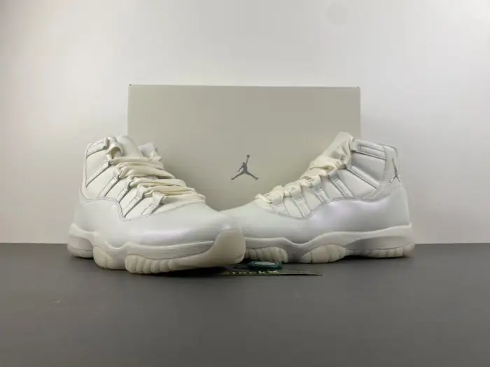 Air Jordan 11 “Pearl” -AR0715-110 