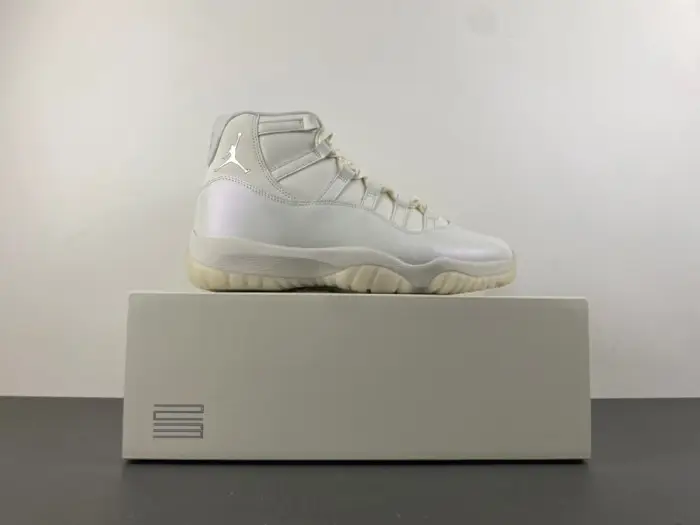 Air Jordan 11 “Pearl” -AR0715-110 