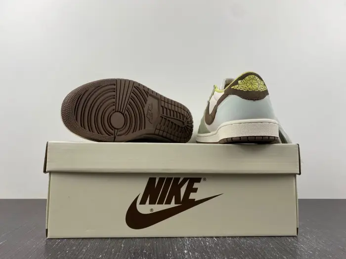 Travis Scott x Air Jordan 1 Low-DM7866-603 