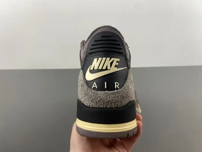 Jordan 3 Retro OG SP A Ma Maniére Black Violet Ore-FZ4811-001 