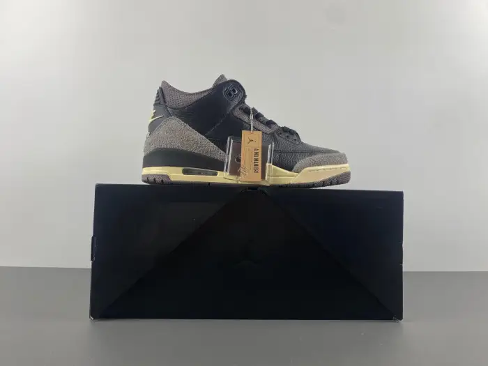Jordan 3 Retro OG SP A Ma Maniére Black Violet Ore-FZ4811-001 