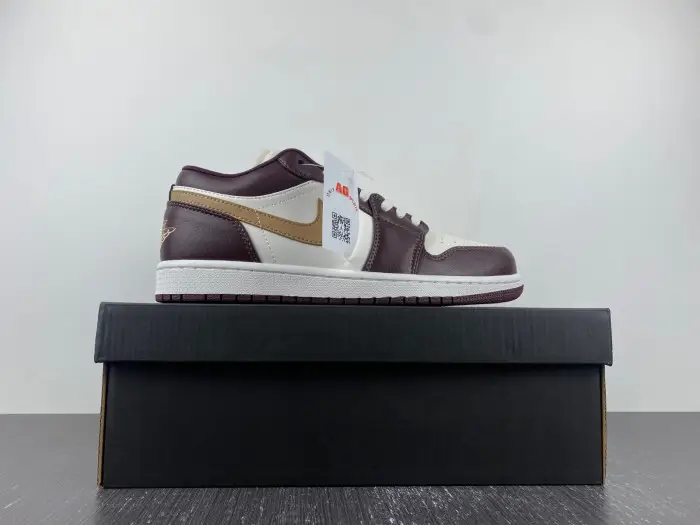 Air Jordan 1 Low-DC0774-200 