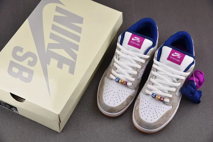 Nike SB Dunk Low Rayssa Leal- 