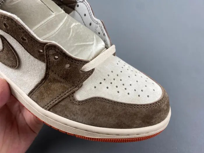 Air Jordan 1 High OG WMNS “Dusted Clay”-FQ2941-200 