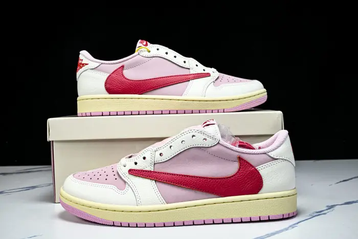 Air Jordan 1 Retro Low OG SP Travis Scott Shy Pink -IQ7604-101 
