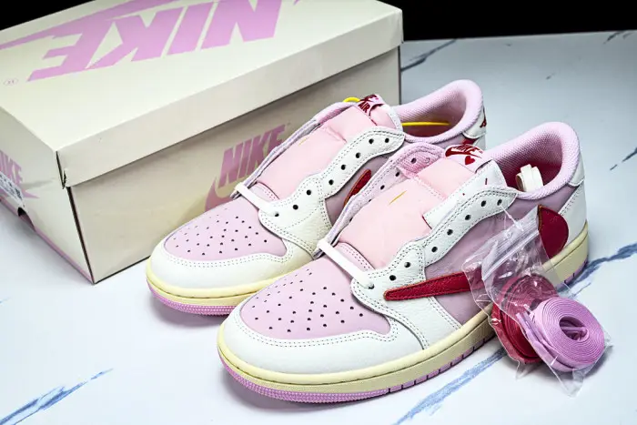 Air Jordan 1 Retro Low OG SP Travis Scott Shy Pink -IQ7604-101 