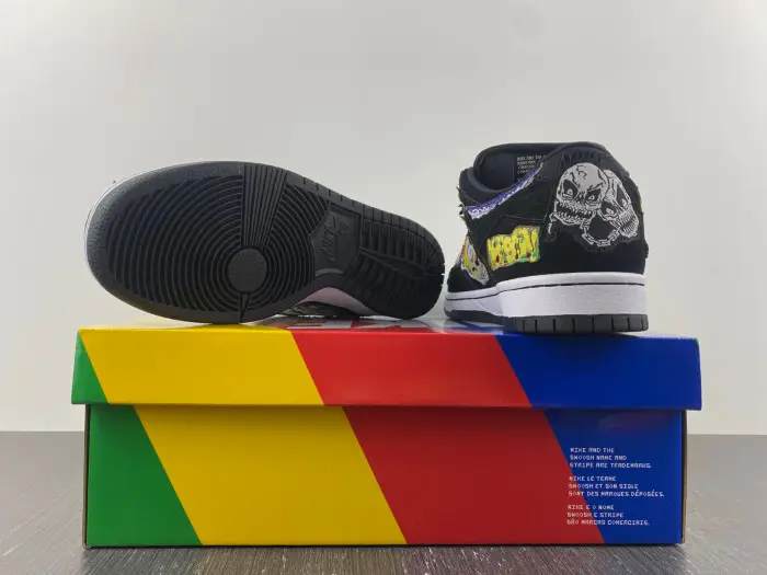 Nike SB Dunk Low Pro QS Neckface-DQ4488-001 
