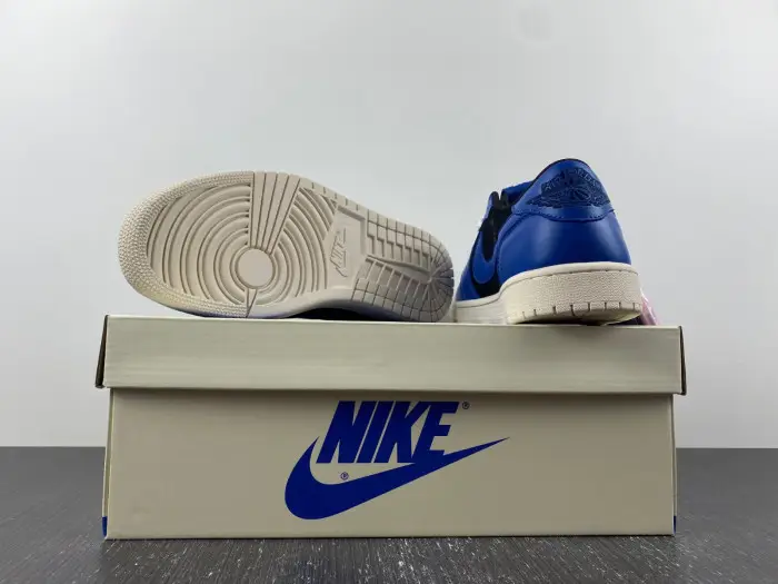 Travis Scott x Air Jordan 1 Low-666666-666 