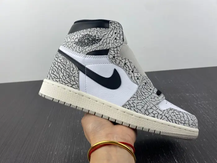 Jordan 1 Retro High OG White Cement-DZ5485-052 