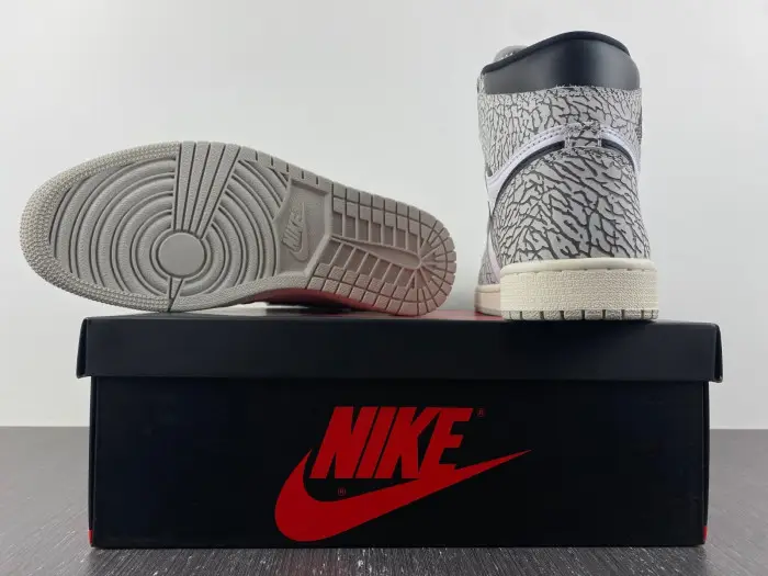 Jordan 1 Retro High OG White Cement-DZ5485-052 
