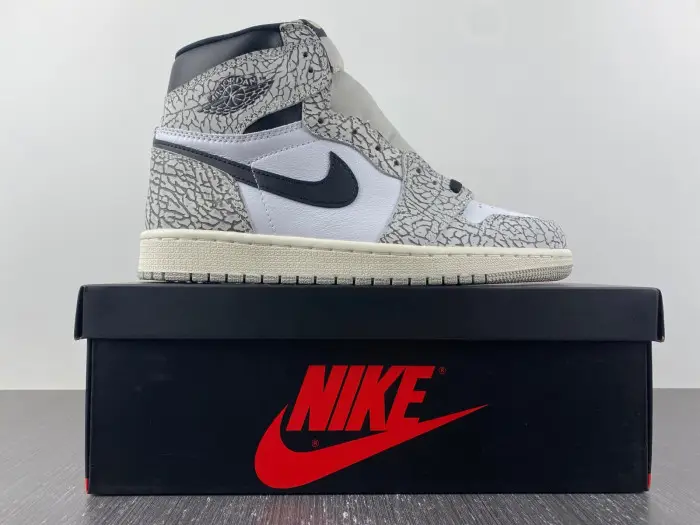 Jordan 1 Retro High OG White Cement-DZ5485-052 