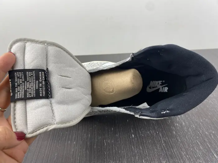 Jordan 1 Retro High OG White Cement-DZ5485-052 