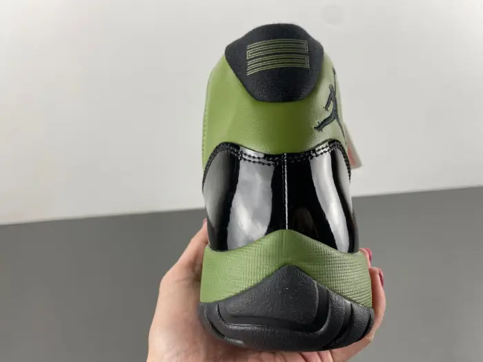 Air Jordan 11 Retro -CT8012-300 