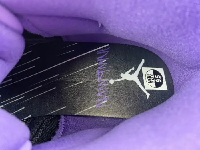 Air Jordan 11-CT8012-555 